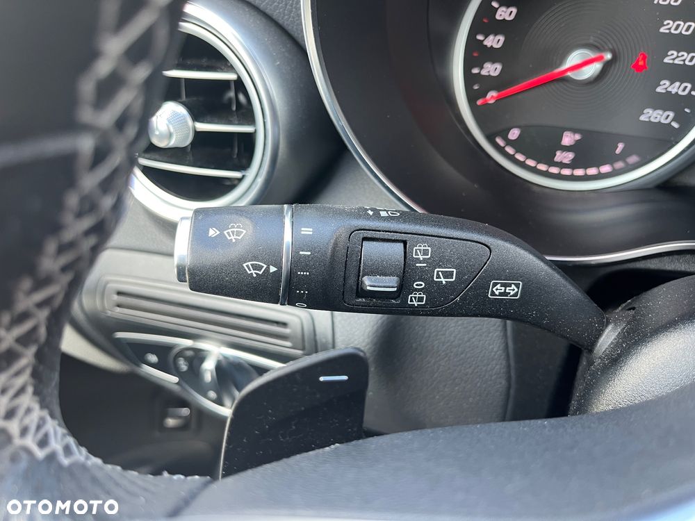 Mercedes-Benz GLC 200 d - 24