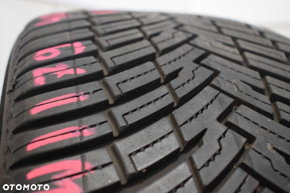 R19 225/40 93Y Pirelli All Season Cinturato SF2 - 2