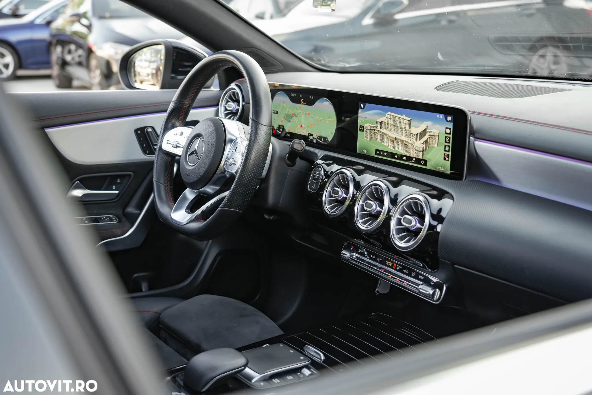 Mercedes-Benz CLA 180 7G-DCT AMG Line - 26