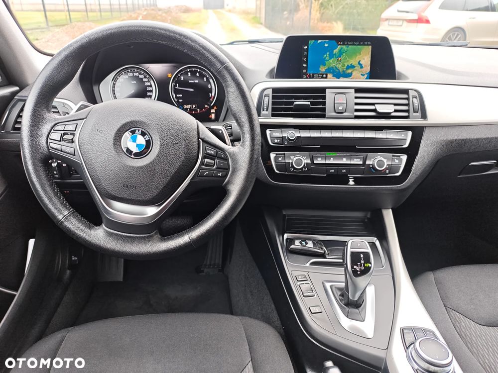 BMW Seria 1 120i GPF Advantage sport - 10