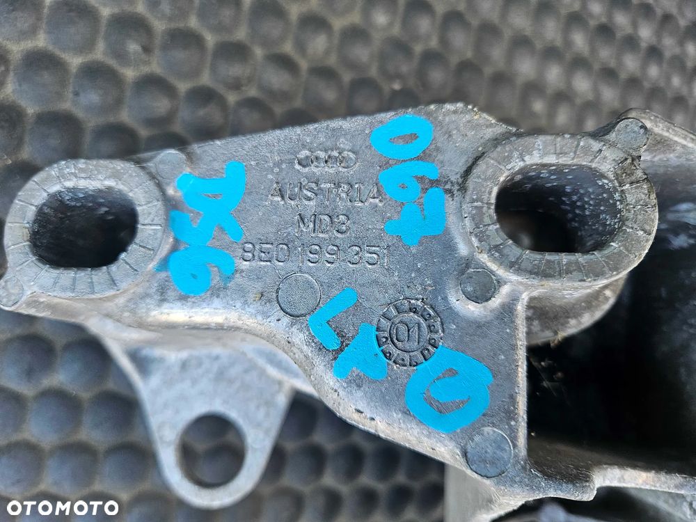 Łapa Mocowanie 8E0199351 8E0199352 Wspornik Silnika Podpora Poduszki Drazka Audi A4 B6 B7 - 4