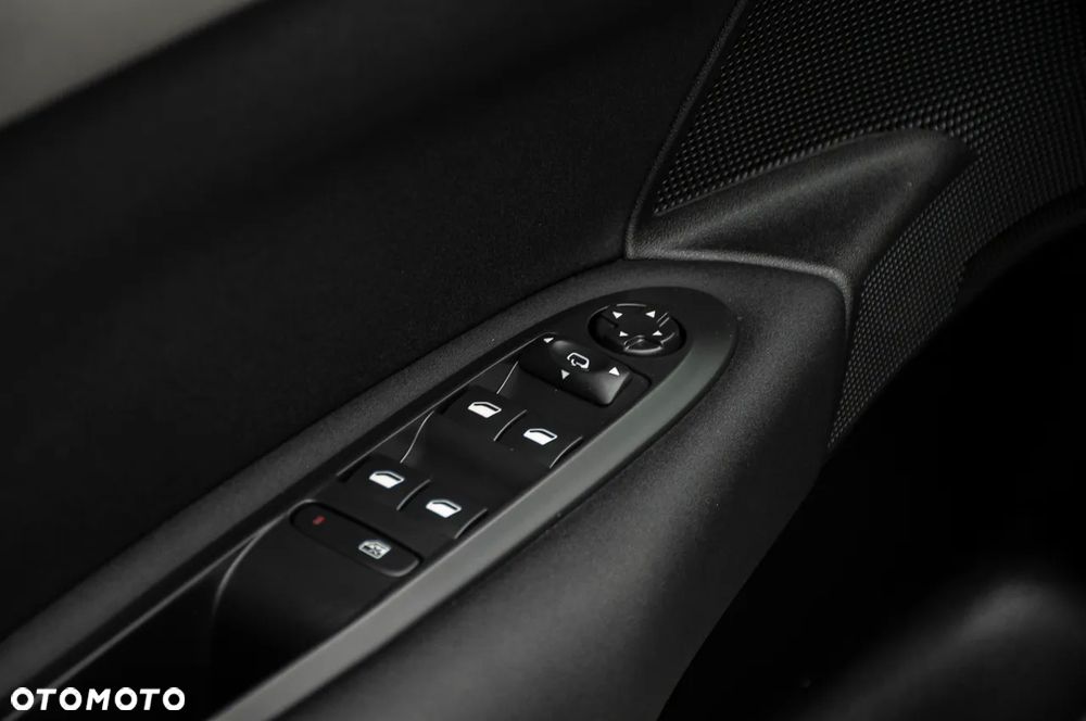 Citroën C4 PureTech 130 Stop&Start SHINE - 35