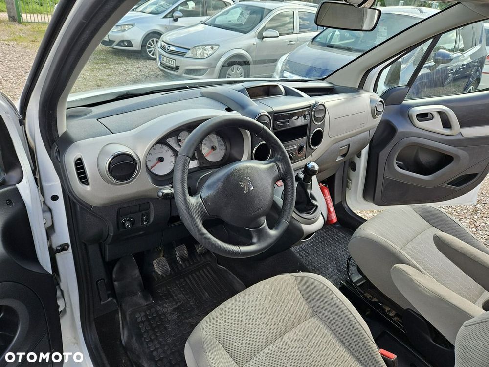 Peugeot Partner - 8
