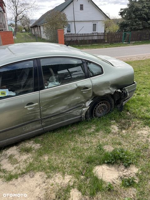 Volkswagen Passat 1.9 TDI Basis - 7