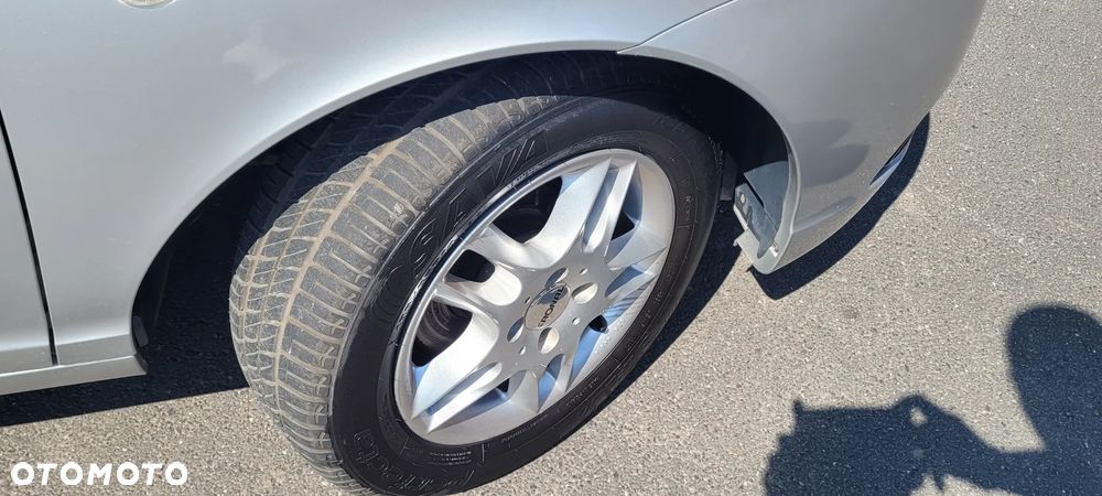 Lancia Ypsilon 1.2 8v - 13