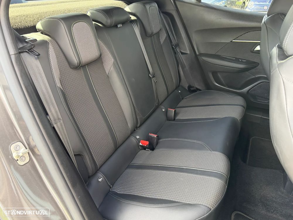 Peugeot 2008 PureTech 130 Stop&Start GT-Line Edition - 14