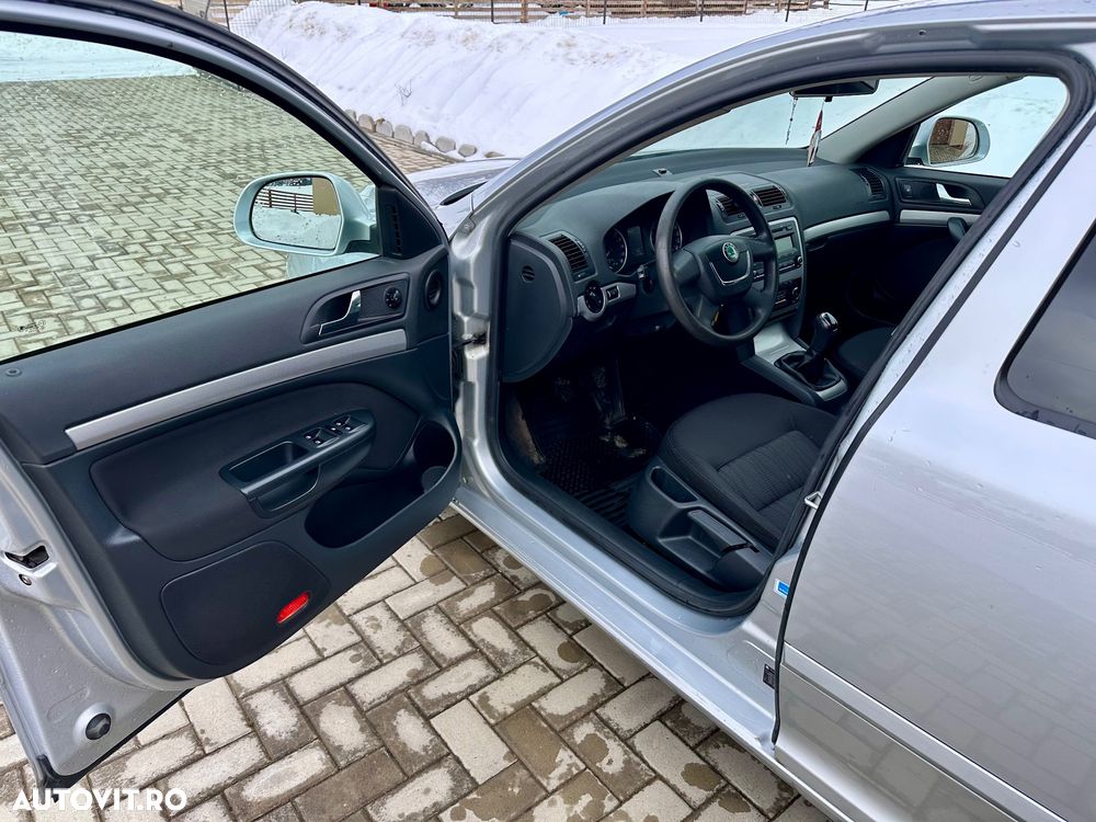 Skoda Octavia 2.0 TDI Ambiente - 5