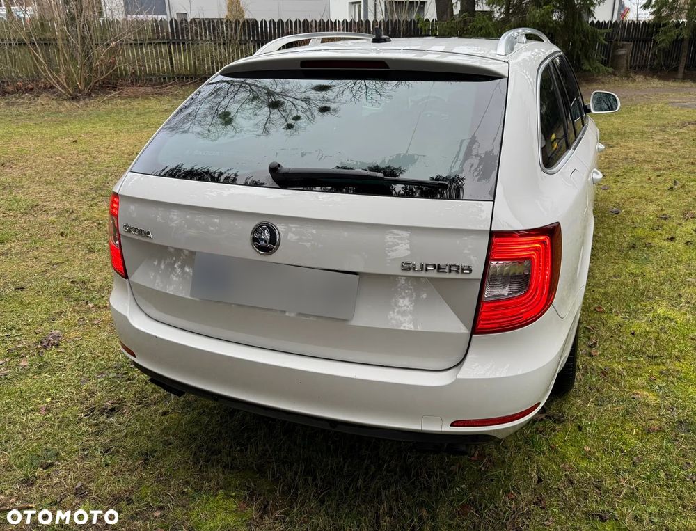 Skoda Superb 2.0 TSI L&K DSG - 7