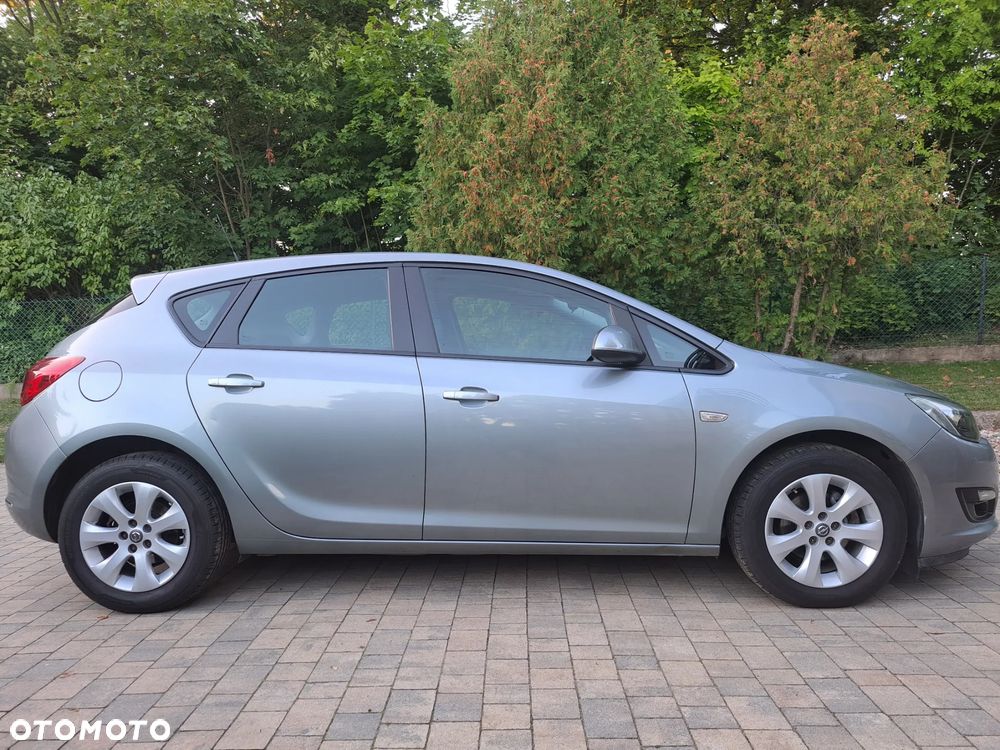 Opel Astra 1.6 Active EU6 - 8