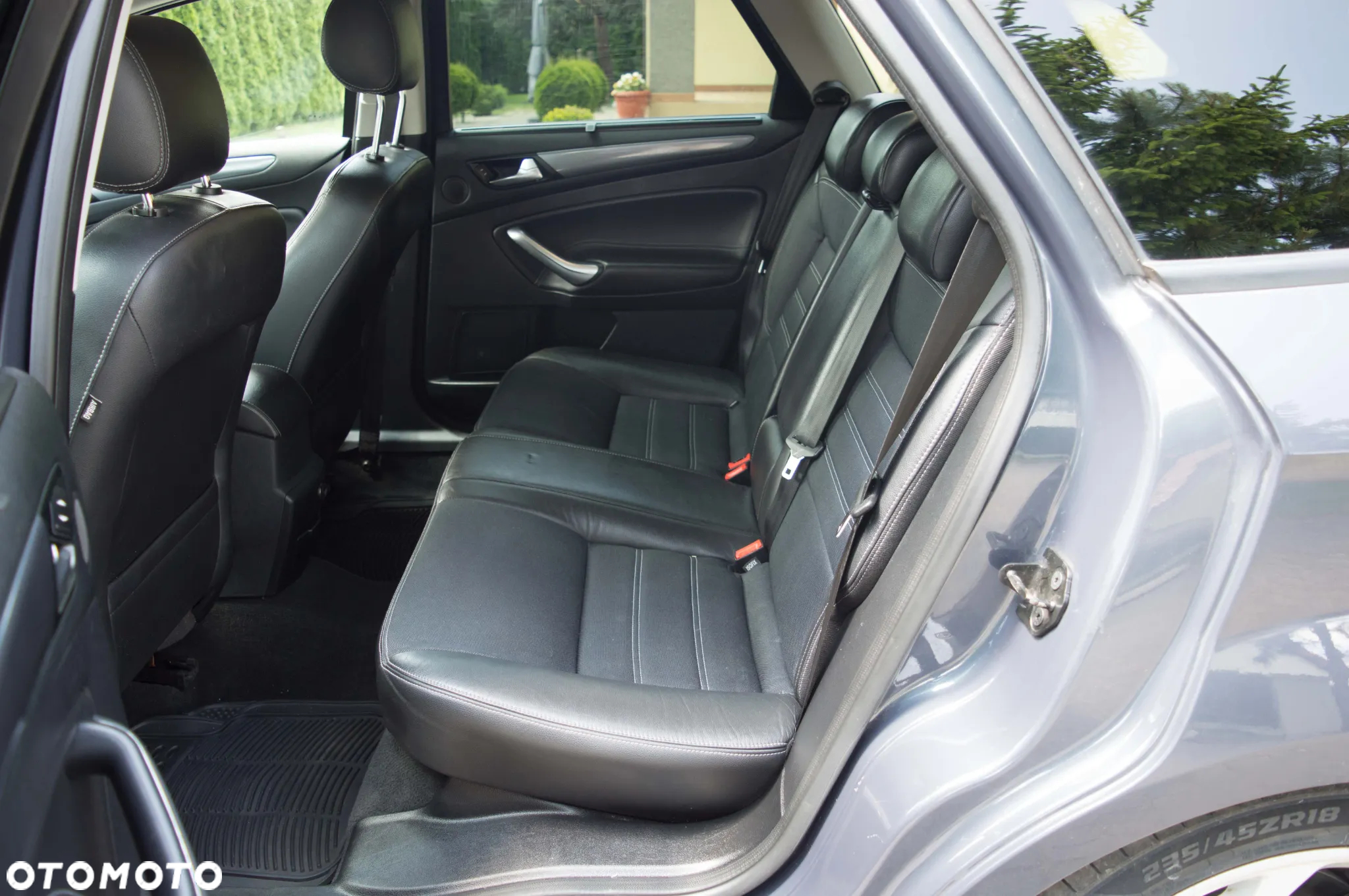 Ford Mondeo 2.0 TDCI Champions Edition - 21
