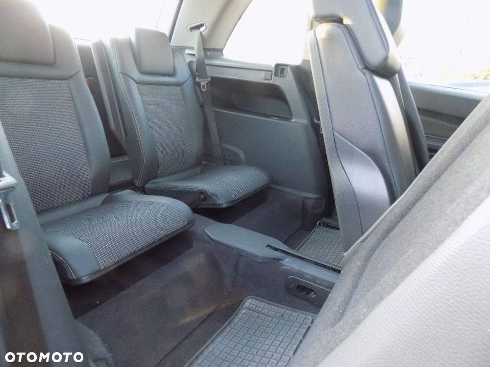 Opel Zafira - 10
