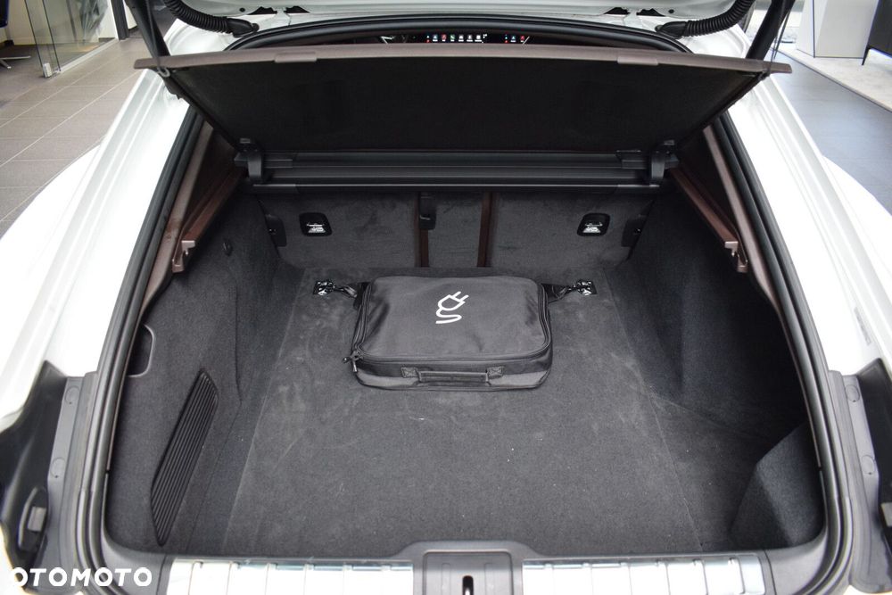 Porsche Panamera - 22