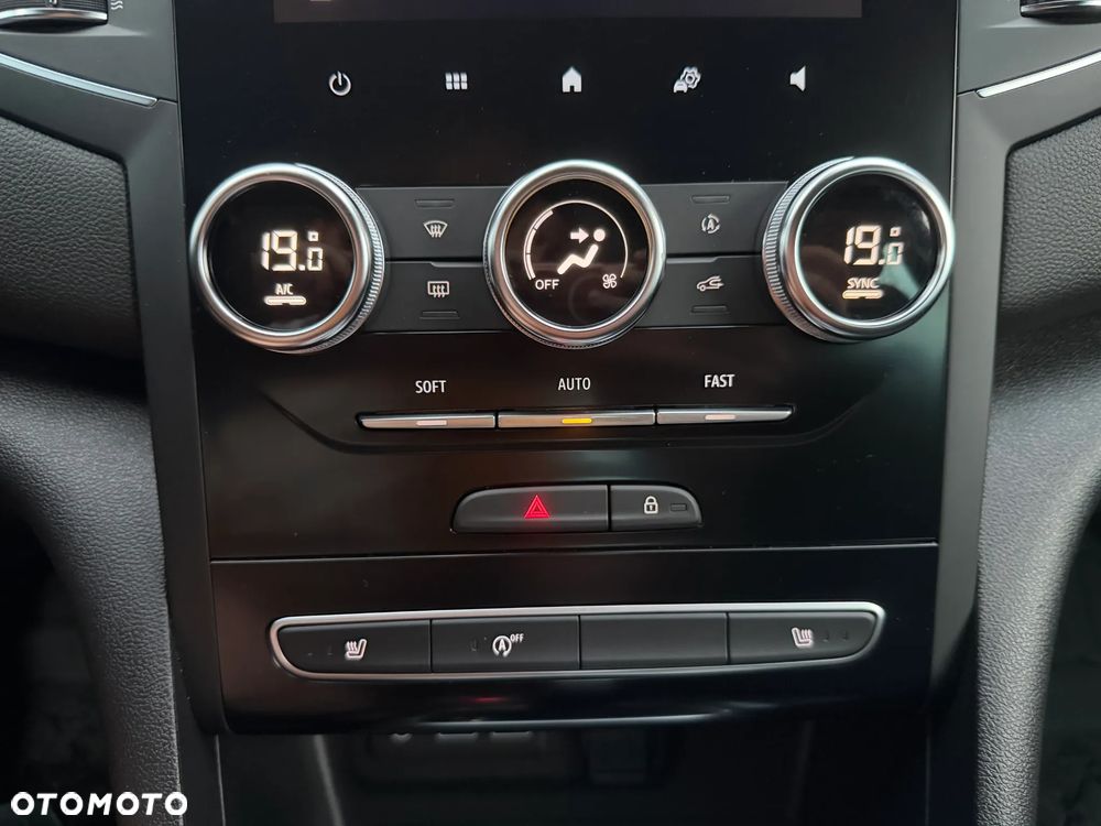 Renault Megane 1.3 TCe Intens EDC - 22