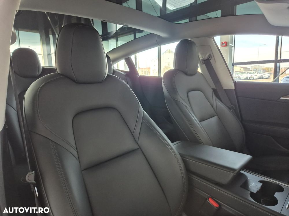 Tesla Model 3 Langstreckenbatterie Allradantrieb Dual Motor - 13