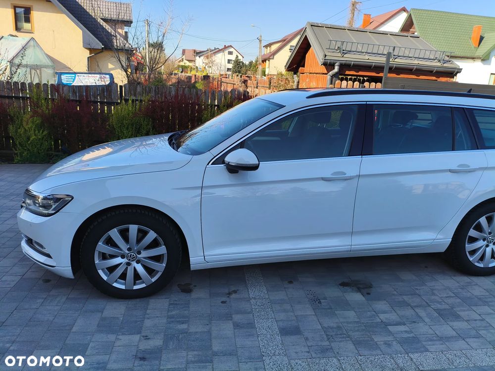 Volkswagen Passat 2.0 TDI SCR Comfortline DSG - 2