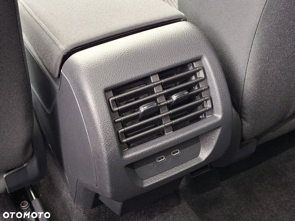 Volkswagen Caddy Maxi 2.0 TDI - 36