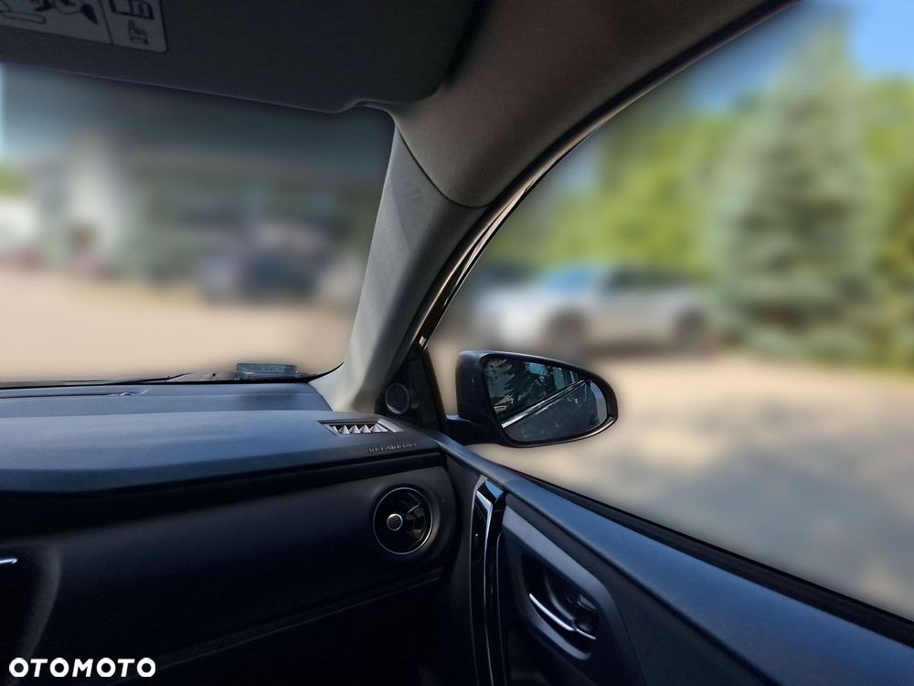 Toyota Auris - 28