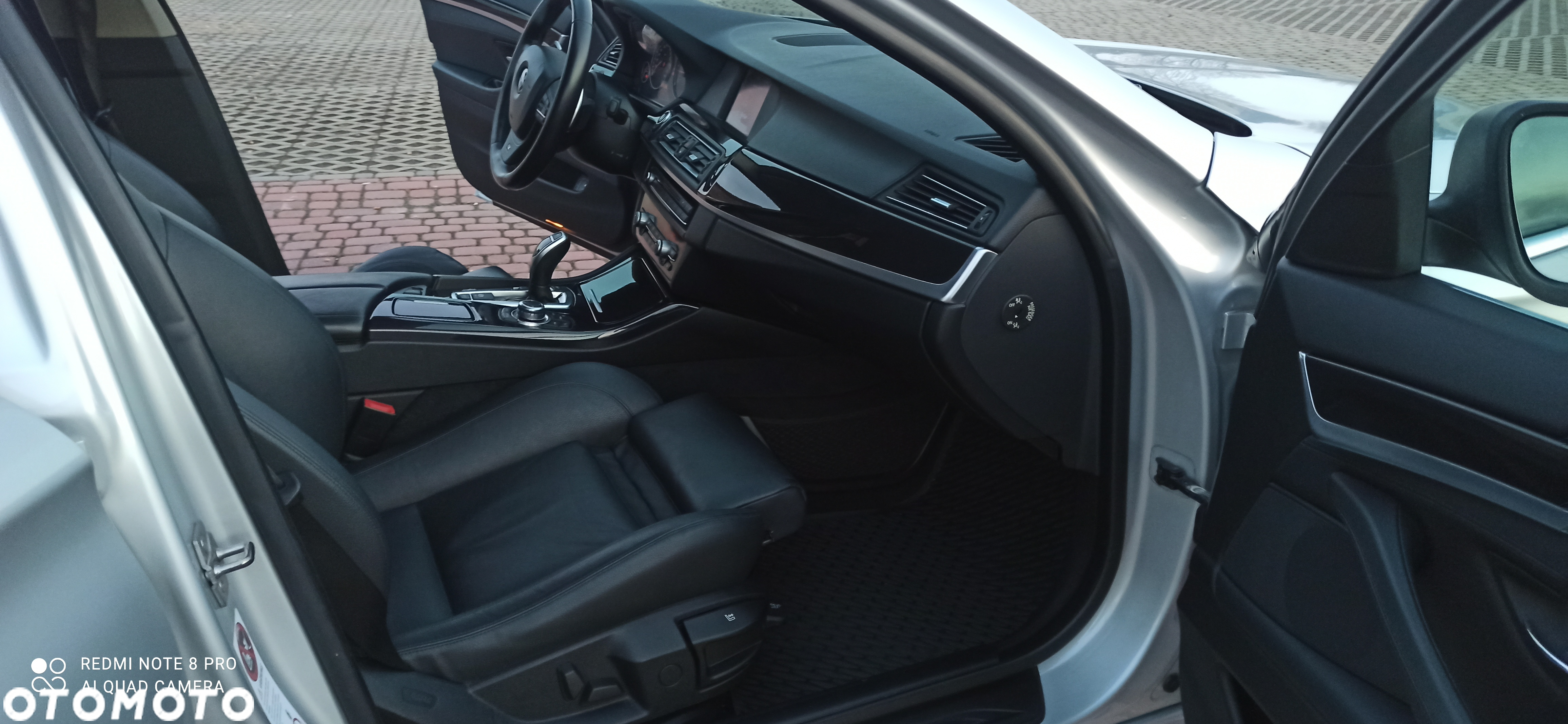 BMW Seria 5 520d Touring - 13