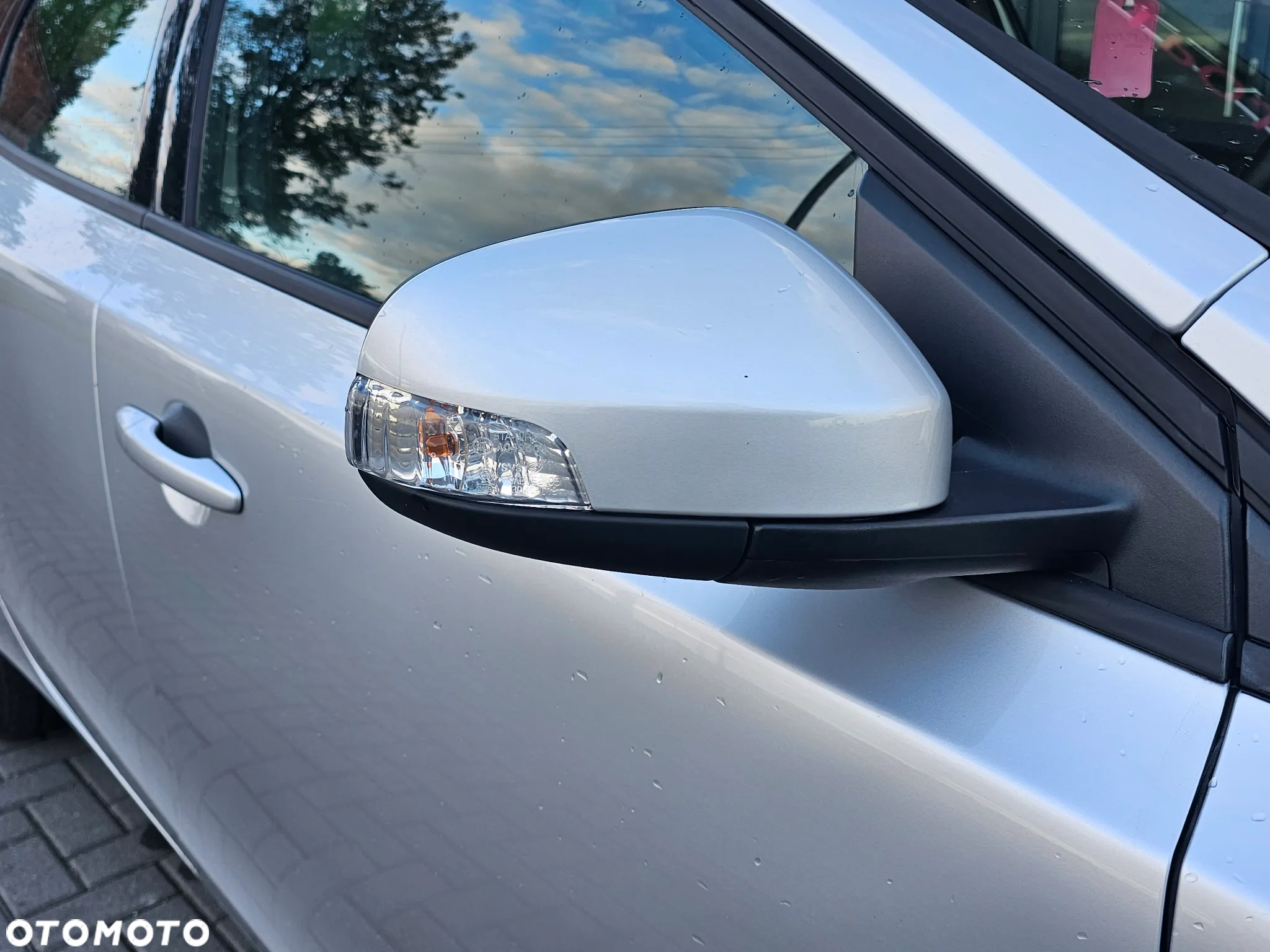 Volvo V40 T2 Summum - 21