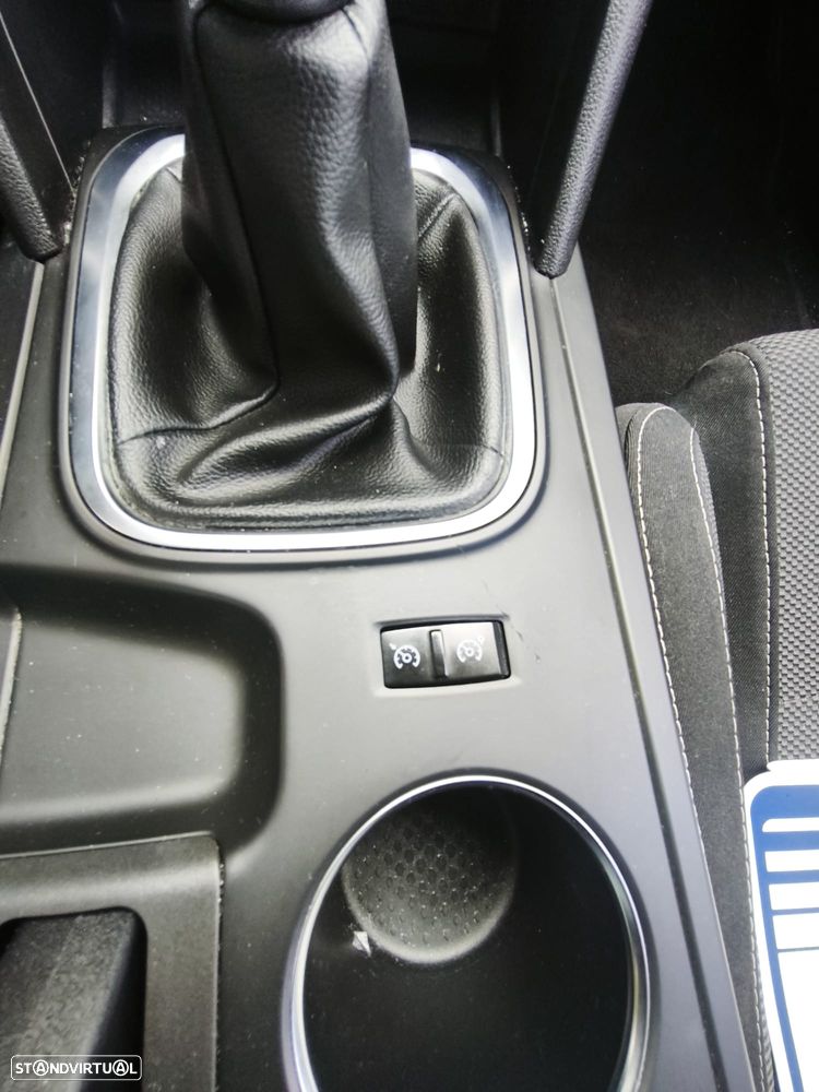 Renault Mégane Sport Tourer - 10