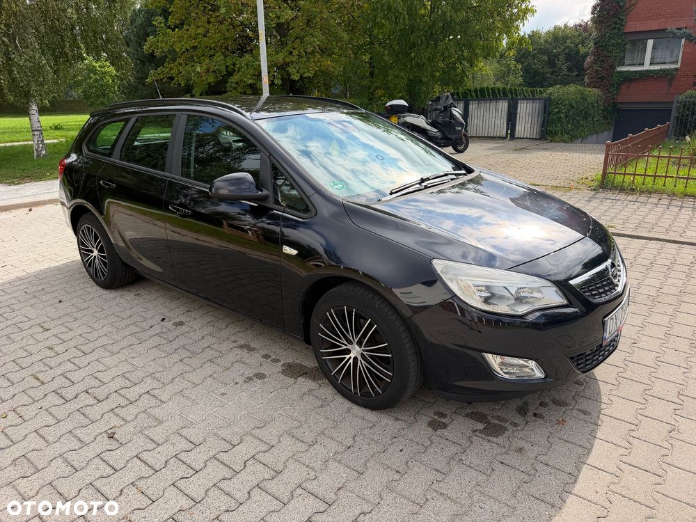 Opel Astra 1.4 T Edition 150 - 8
