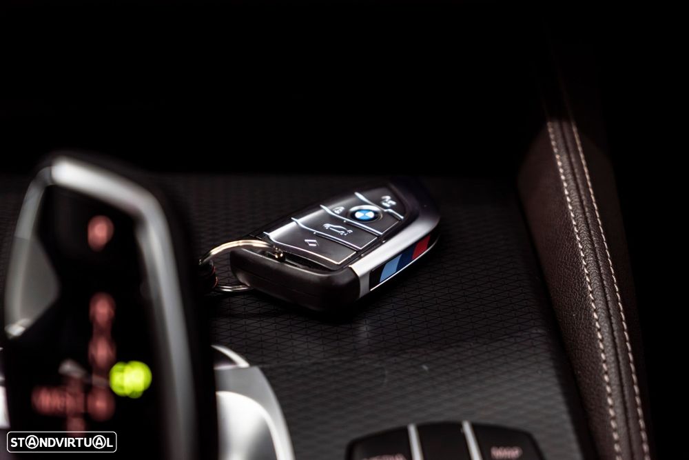 BMW 520 d Pack M Auto - 23