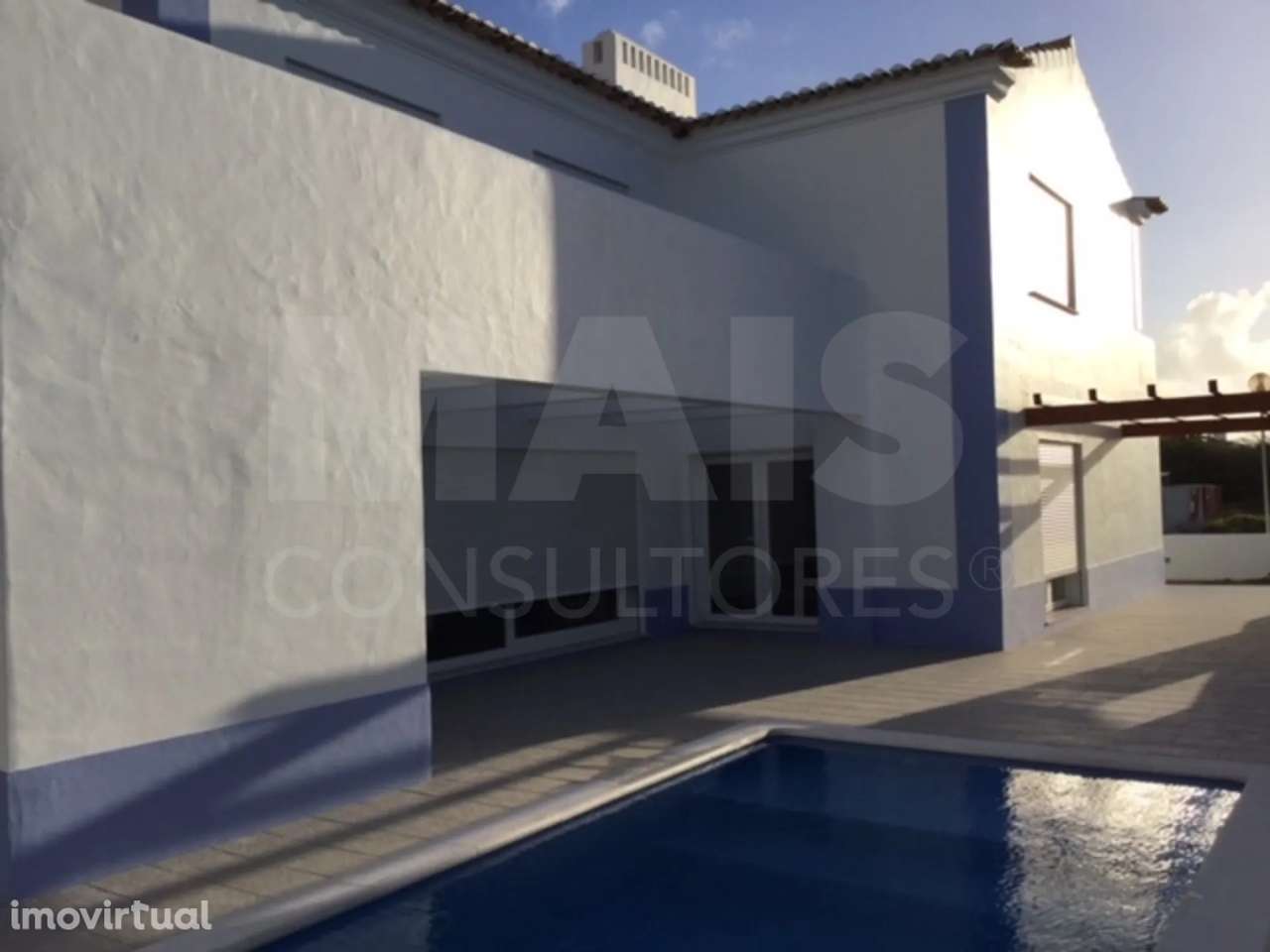 Moradia T3 Duplex com Piscina em Porto Covo - Grande imagem: 2/23