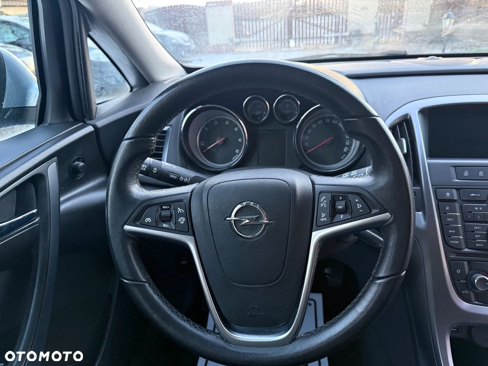 Opel Astra 1.6 CDTI Enjoy - 19