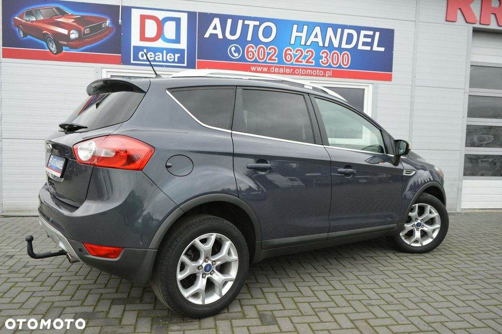 Ford Kuga 2.0 TDCi 2x4 Titanium - 14
