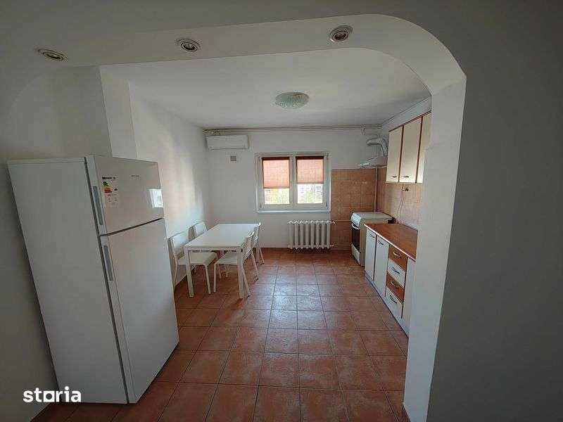 Proprietar Inchiriez Apartament 2 camere - Panduri / Academia Militara — fotografia 1