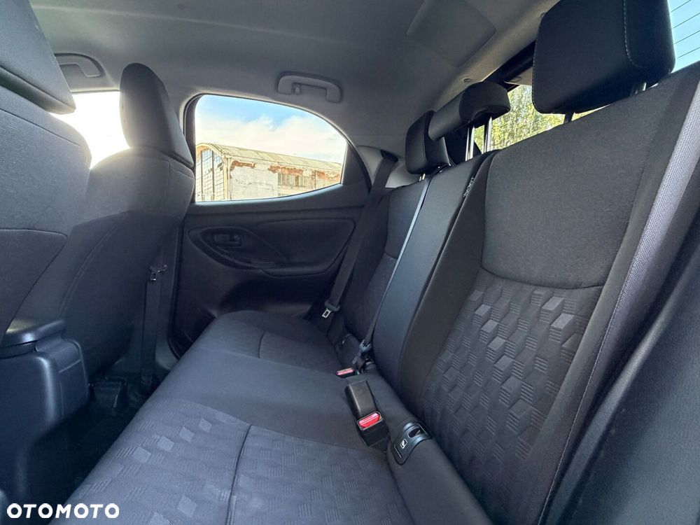 Toyota Yaris Hybrid 1.5 Style - 25