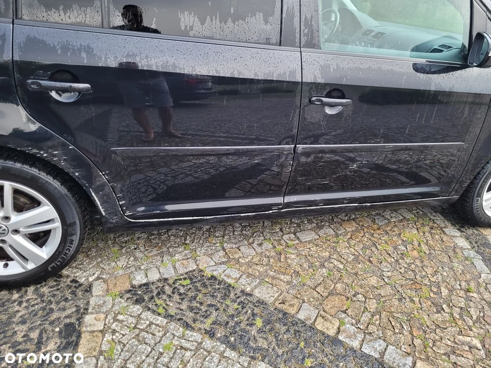 Volkswagen Touran 2.0 TDI DPF MATCH - 34