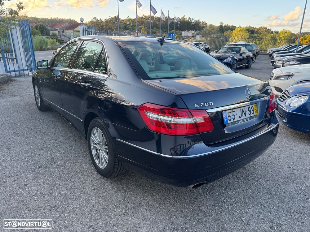 Mercedes-Benz E 200 CGI Elegance BlueEfficiency - 34