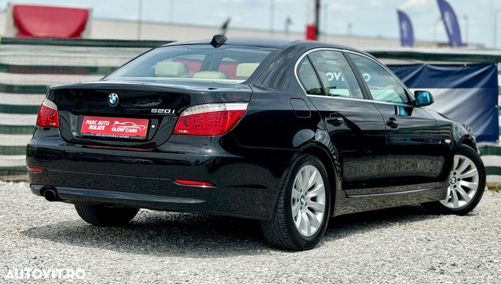 BMW Seria 5 520i Sport-Aut. - 4