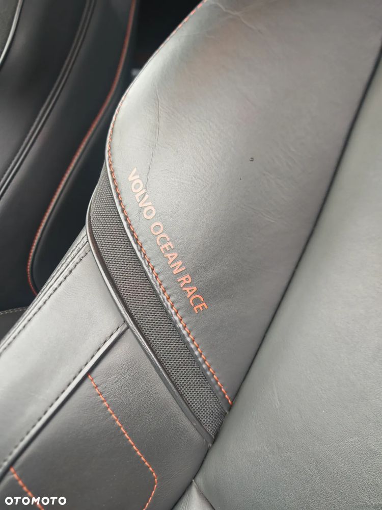 Volvo XC 60 D4 AWD Geartronic Ocean Race - 17