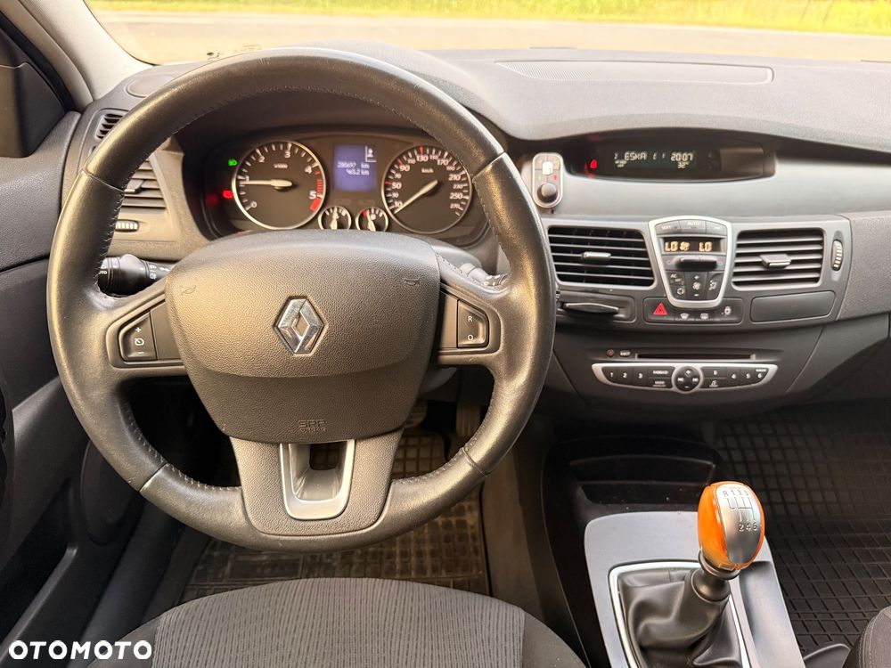 Renault Laguna 1.5 dCi Authentique - 10