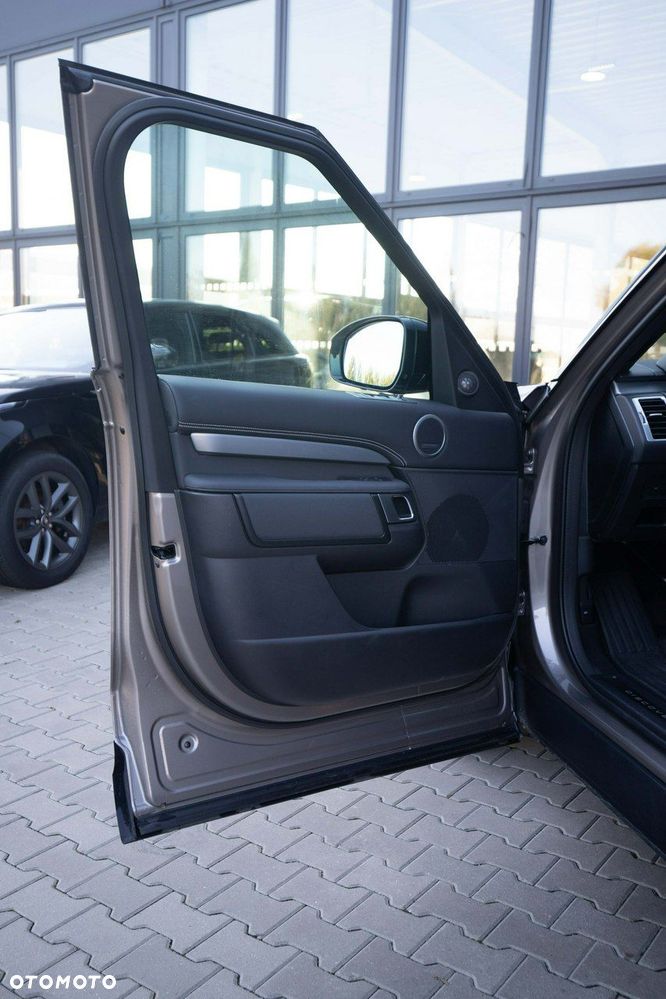 Land Rover Discovery - 12