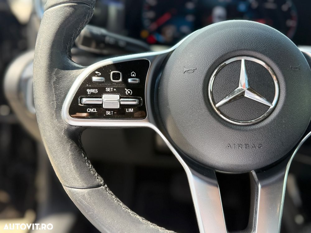 Mercedes-Benz A 180 d Sedan 8G-DCT AMG Line - 6