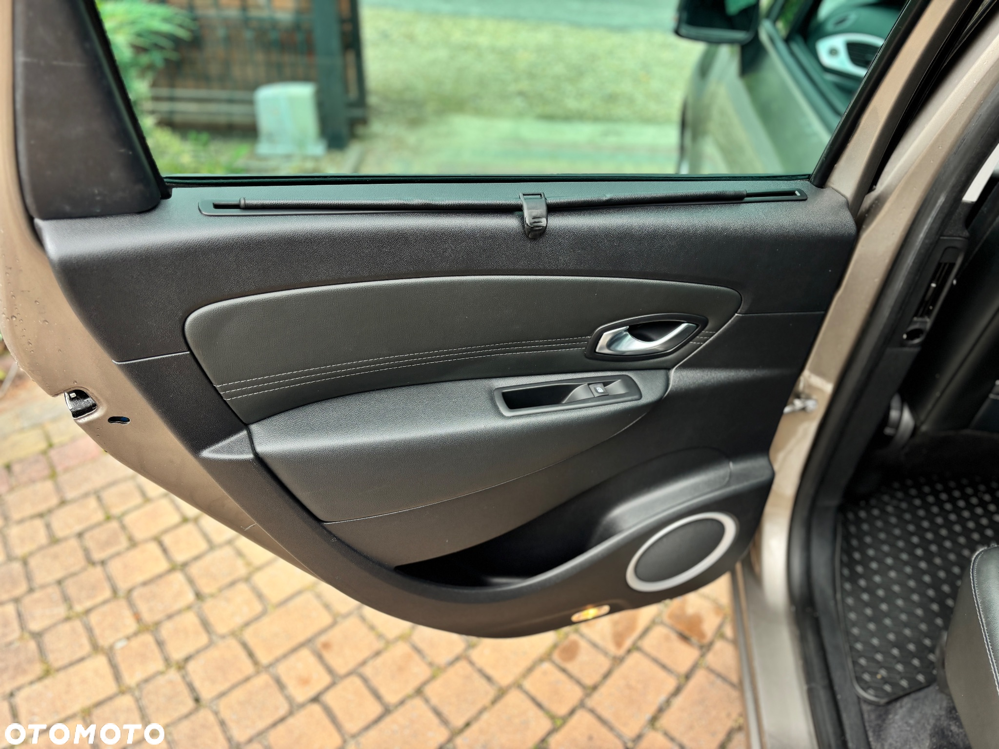 Renault Scenic 1.9 dCi Privilege - 22