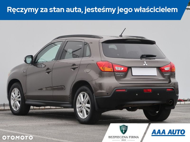 Mitsubishi ASX - 5