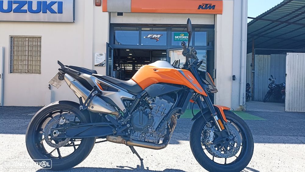 KTM Duke  790