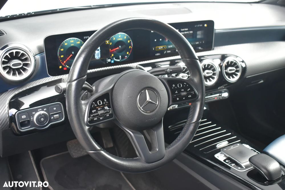 MERCEDES-BENZ A-Class 2020 — imagine 11