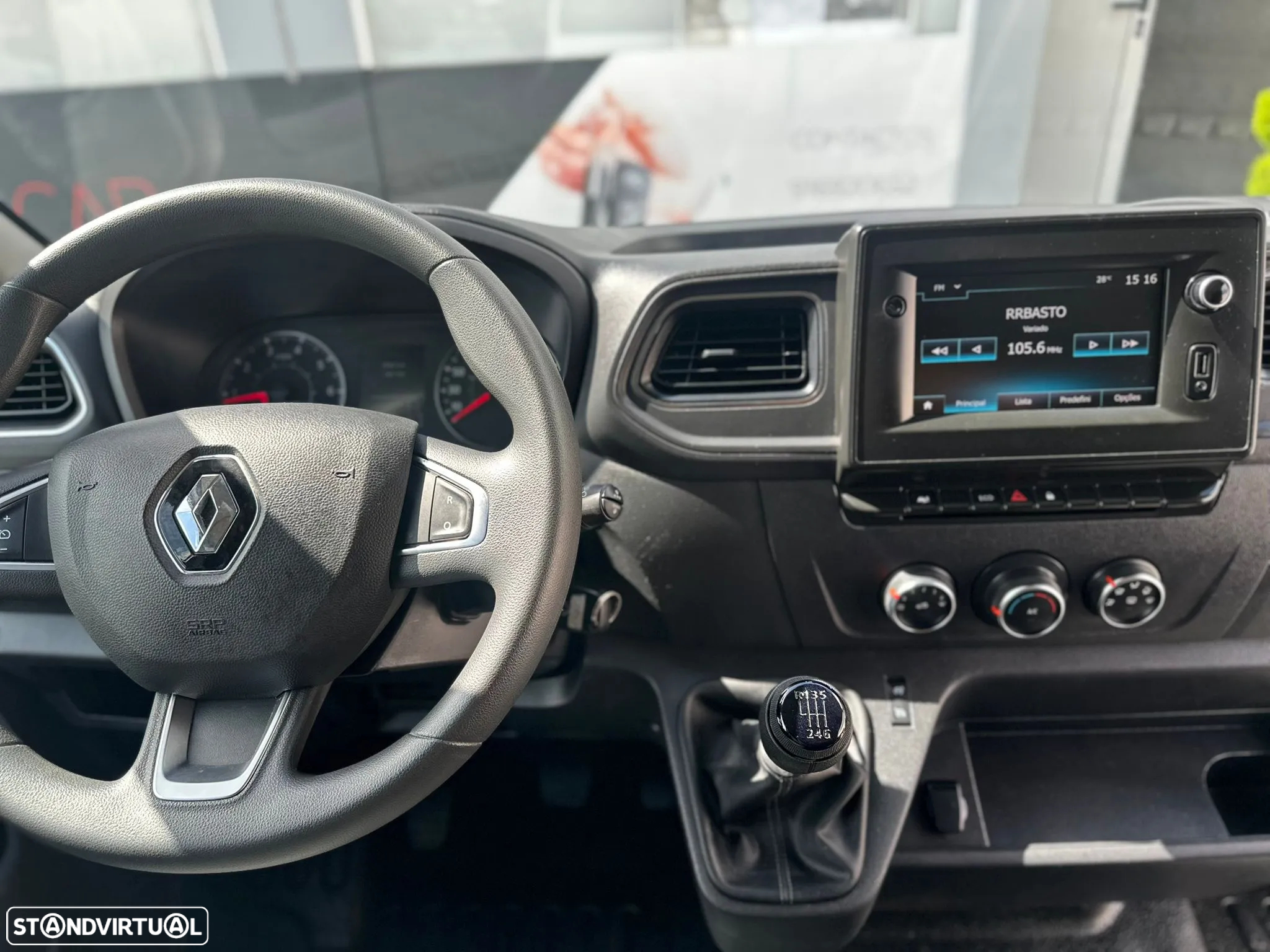 Renault Master 2.3 L2H3 - 18