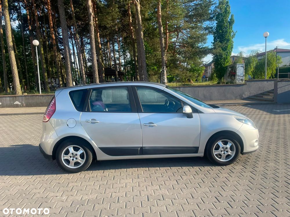 Renault Scenic - 4