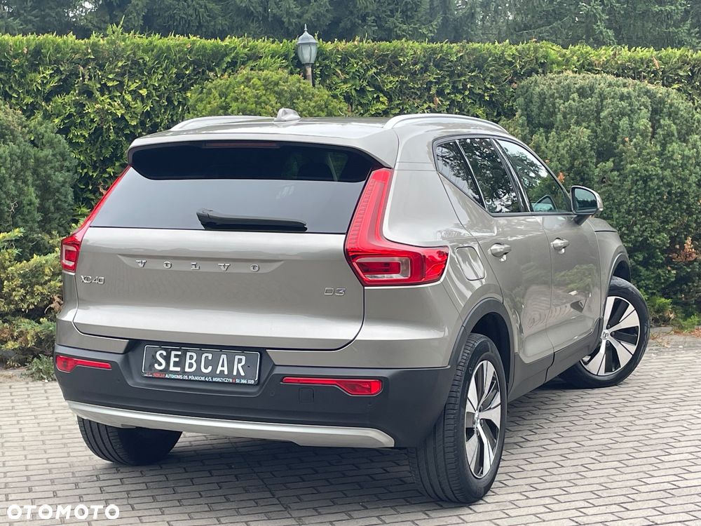 Volvo XC 40 D3 Momentum Pro - 17