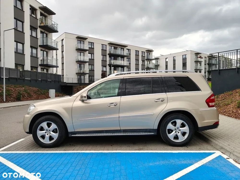 Mercedes-Benz GL 450 4Matic 7G-TRONIC - 2