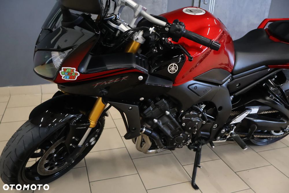 Yamaha FZ - 21