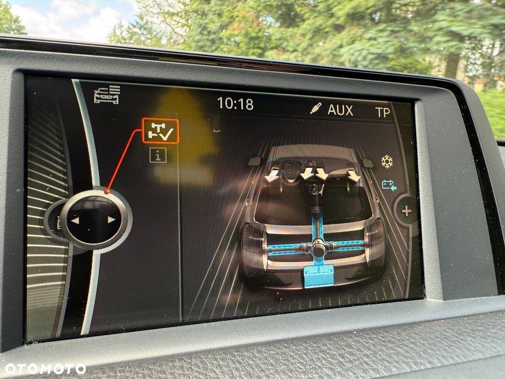 BMW Seria 1 118d xDrive - 17