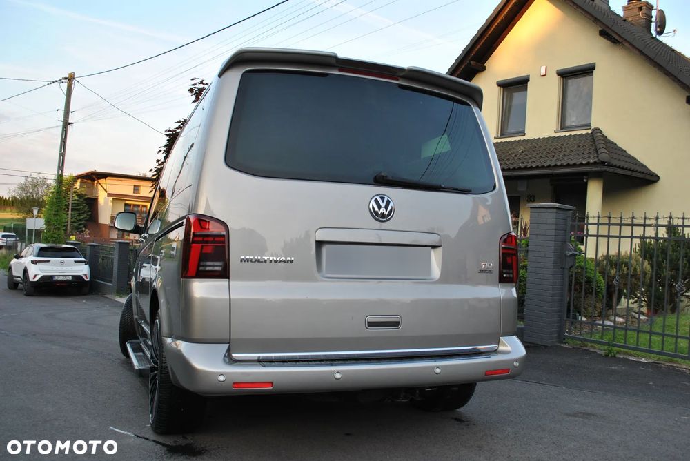 Volkswagen Multivan - 3