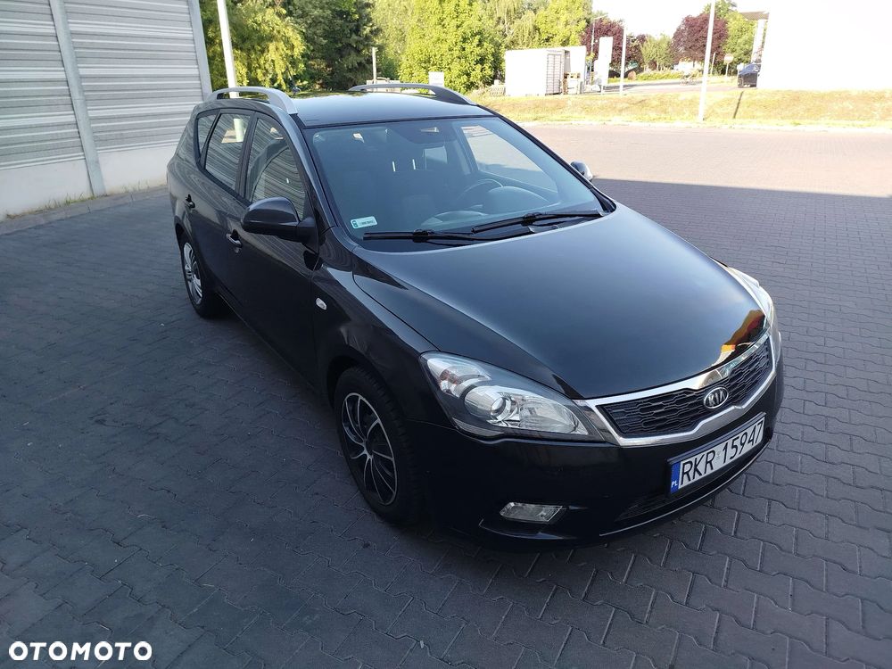Kia Ceed 1.6 Comfort + - 6